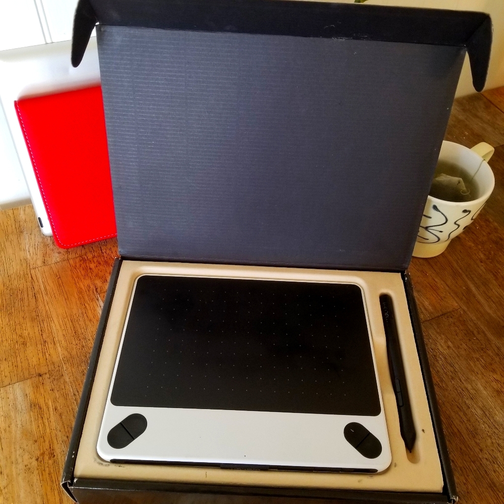Wacom Intuos Graphic Arts Tablet